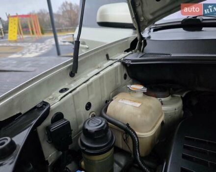 Серый Хендай Туксон, объемом двигателя 2 л и пробегом 231 тыс. км за 7999 $, фото 50 на Automoto.ua