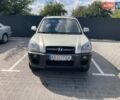 Сірий Хендай Туксон, об'ємом двигуна 1.98 л та пробігом 137 тис. км за 7700 $, фото 5 на Automoto.ua
