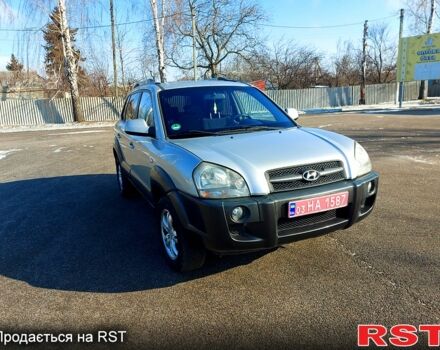 Серый Хендай Туксон, объемом двигателя 20 л и пробегом 252 тыс. км за 7800 $, фото 5 на Automoto.ua