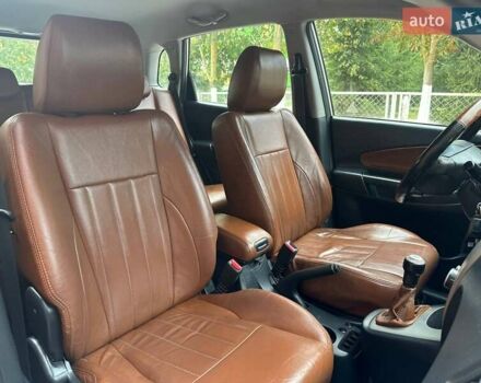 Серый Хендай Туксон, объемом двигателя 2 л и пробегом 271 тыс. км за 7400 $, фото 32 на Automoto.ua