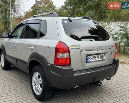 Сірий Хендай Туксон, об'ємом двигуна 1.99 л та пробігом 208 тис. км за 8400 $, фото 27 на Automoto.ua