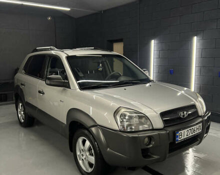 Хендай Туксон 2007 в Полтаве на Automoto.ua Серый Хендай Туксон, объемом двигателя 1.98 л и пробегом 190 тыс. км за 8300 $, фото 3 на Automoto.ua