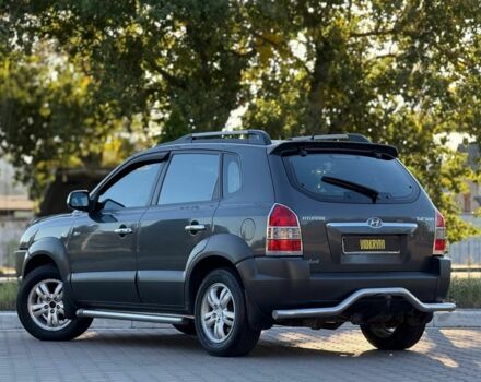 Серый Хендай Туксон, объемом двигателя 2 л и пробегом 282 тыс. км за 7950 $, фото 9 на Automoto.ua