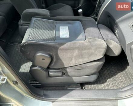 Серый Хендай Туксон, объемом двигателя 2 л и пробегом 110 тыс. км за 10200 $, фото 36 на Automoto.ua