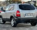 Сірий Хендай Туксон, об'ємом двигуна 2 л та пробігом 233 тис. км за 2350 $, фото 3 на Automoto.ua