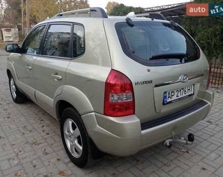 Сірий Хендай Туксон, об'ємом двигуна 1.98 л та пробігом 225 тис. км за 6999 $, фото 18 на Automoto.ua