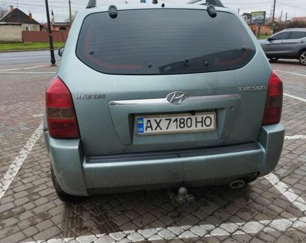 Серый Хендай Туксон, объемом двигателя 2 л и пробегом 2 тыс. км за 6800 $, фото 5 на Automoto.ua