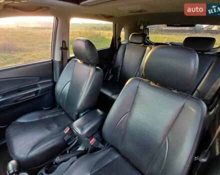 Серый Хендай Туксон, объемом двигателя 1.99 л и пробегом 239 тыс. км за 7800 $, фото 24 на Automoto.ua