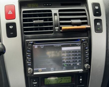 Серый Хендай Туксон, объемом двигателя 2 л и пробегом 159 тыс. км за 7299 $, фото 16 на Automoto.ua