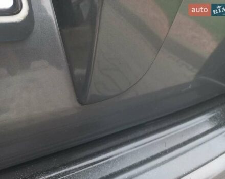 Сірий Хендай Туксон, об'ємом двигуна 2 л та пробігом 190 тис. км за 8600 $, фото 32 на Automoto.ua