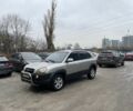 Серый Хендай Туксон, объемом двигателя 2 л и пробегом 290 тыс. км за 6400 $, фото 6 на Automoto.ua