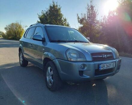Сірий Хендай Туксон, об'ємом двигуна 2 л та пробігом 225 тис. км за 7800 $, фото 9 на Automoto.ua