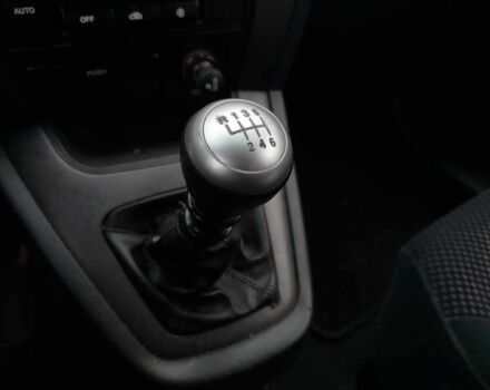 Серый Хендай Туксон, объемом двигателя 2 л и пробегом 245 тыс. км за 4112 $, фото 12 на Automoto.ua