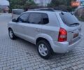 Серый Хендай Туксон, объемом двигателя 2 л и пробегом 240 тыс. км за 8300 $, фото 8 на Automoto.ua