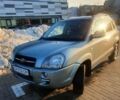 Сірий Хендай Туксон, об'ємом двигуна 2 л та пробігом 177 тис. км за 7900 $, фото 1 на Automoto.ua