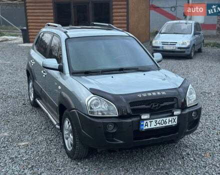 Хендай Туксон 2007 у Хмельницькому на Automoto.ua Сірий Хендай Туксон, об'ємом двигуна 1.98 л та пробігом 216 тис. км за 7900 $, фото 9 на Automoto.ua