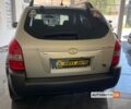 Сірий Хендай Туксон, об'ємом двигуна 2 л та пробігом 259 тис. км за 7700 $, фото 5 на Automoto.ua