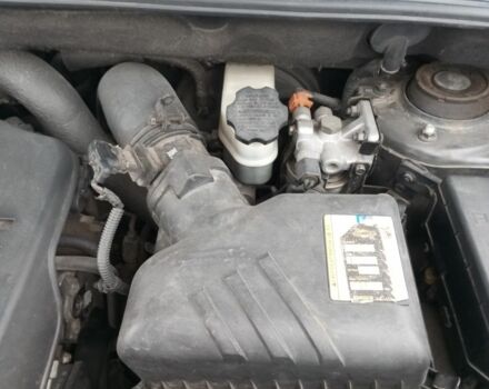 Сірий Хендай Туксон, об'ємом двигуна 2 л та пробігом 267 тис. км за 8300 $, фото 23 на Automoto.ua