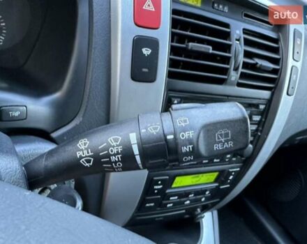 Серый Хендай Туксон, объемом двигателя 2 л и пробегом 110 тыс. км за 10200 $, фото 19 на Automoto.ua