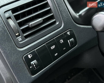 Серый Хендай Туксон, объемом двигателя 2 л и пробегом 232 тыс. км за 7200 $, фото 13 на Automoto.ua