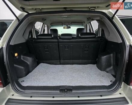 Серый Хендай Туксон, объемом двигателя 2 л и пробегом 231 тыс. км за 7999 $, фото 48 на Automoto.ua