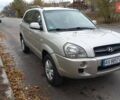 Сірий Хендай Туксон, об'ємом двигуна 2 л та пробігом 203 тис. км за 7700 $, фото 1 на Automoto.ua
