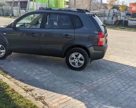 Хендай Туксон 2007 у Івано-Франківську на Automoto.ua Сірий Хендай Туксон, об'ємом двигуна 2 л та пробігом 260 тис. км за 7950 $, фото 11 на Automoto.ua