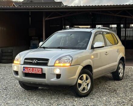 Хендай Туксон 2007 в Бережанах на Automoto.ua Серый Хендай Туксон, объемом двигателя 2 л и пробегом 172 тыс. км за 7400 $, фото 27 на Automoto.ua