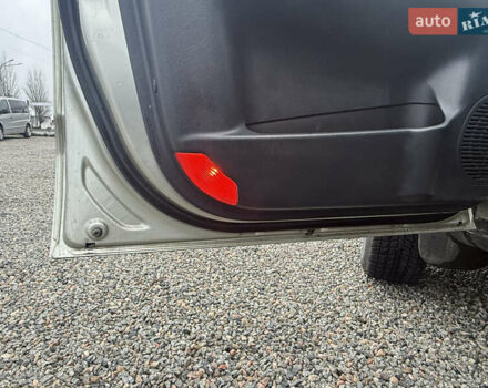 Сірий Хендай Туксон, об'ємом двигуна 1.98 л та пробігом 169 тис. км за 7890 $, фото 25 на Automoto.ua