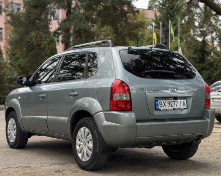 Серый Хендай Туксон, объемом двигателя 2 л и пробегом 159 тыс. км за 7299 $, фото 8 на Automoto.ua