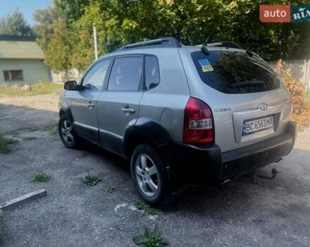 Сірий Хендай Туксон, об'ємом двигуна 2 л та пробігом 192 тис. км за 6500 $, фото 2 на Automoto.ua
