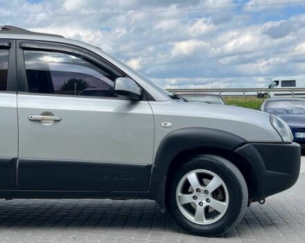 Хендай Туксон 2007 в Львове на Automoto.ua Серый Хендай Туксон, объемом двигателя 2 л и пробегом 255 тыс. км за 6590 $, фото 11 на Automoto.ua