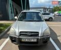 Серый Хендай Туксон, объемом двигателя 2.7 л и пробегом 297 тыс. км за 8000 $, фото 4 на Automoto.ua