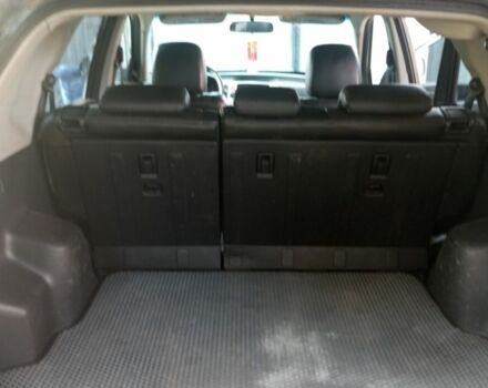 Хендай Туксон 2007 в Мукачеве на Automoto.ua Серый Хендай Туксон, объемом двигателя 2 л и пробегом 280 тыс. км за 8499 $, фото 10 на Automoto.ua