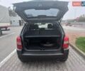 Сірий Хендай Туксон, об'ємом двигуна 2 л та пробігом 190 тис. км за 8600 $, фото 64 на Automoto.ua