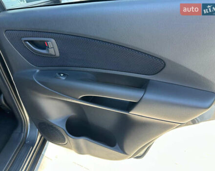 Сірий Хендай Туксон, об'ємом двигуна 1.98 л та пробігом 169 тис. км за 7300 $, фото 22 на Automoto.ua