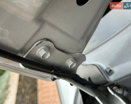 Серый Хендай Туксон, объемом двигателя 1.98 л и пробегом 217 тыс. км за 8500 $, фото 48 на Automoto.ua