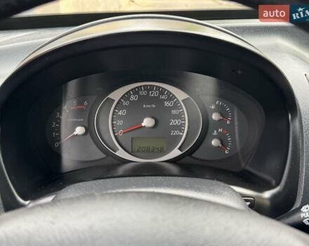 Сірий Хендай Туксон, об'ємом двигуна 1.99 л та пробігом 208 тис. км за 8400 $, фото 54 на Automoto.ua