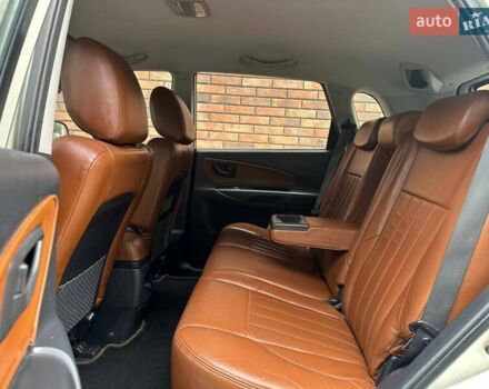 Серый Хендай Туксон, объемом двигателя 2 л и пробегом 271 тыс. км за 7400 $, фото 15 на Automoto.ua