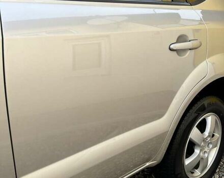 Хендай Туксон 2007 в Бережанах на Automoto.ua Серый Хендай Туксон, объемом двигателя 2 л и пробегом 172 тыс. км за 7400 $, фото 20 на Automoto.ua