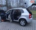 Серый Хендай Туксон, объемом двигателя 2 л и пробегом 240 тыс. км за 8300 $, фото 81 на Automoto.ua