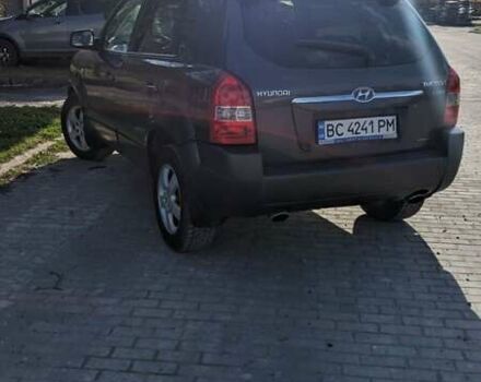Хендай Туксон 2007 у Івано-Франківську на Automoto.ua Сірий Хендай Туксон, об'ємом двигуна 2 л та пробігом 260 тис. км за 7950 $, фото 1 на Automoto.ua