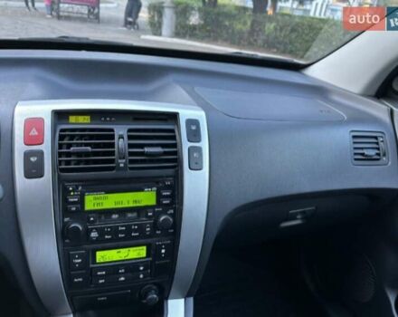 Серый Хендай Туксон, объемом двигателя 2 л и пробегом 110 тыс. км за 10200 $, фото 16 на Automoto.ua