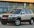 Сірий Хендай Туксон, об'ємом двигуна 2 л та пробігом 198 тис. км за 6900 $, фото 1 на Automoto.ua