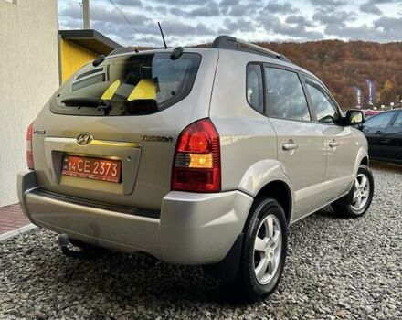 Хендай Туксон 2007 в Бережанах на Automoto.ua Серый Хендай Туксон, объемом двигателя 2 л и пробегом 172 тыс. км за 7400 $, фото 7 на Automoto.ua
