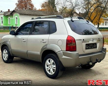 Сірий Хендай Туксон, об'ємом двигуна 2 л та пробігом 316 тис. км за 6780 $, фото 3 на Automoto.ua