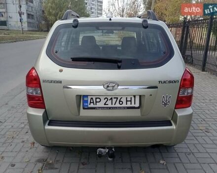 Сірий Хендай Туксон, об'ємом двигуна 1.98 л та пробігом 225 тис. км за 6999 $, фото 12 на Automoto.ua