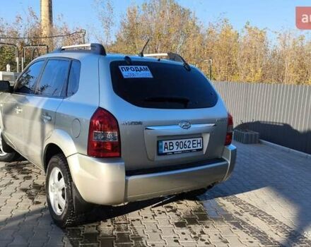 Серый Хендай Туксон, объемом двигателя 1.98 л и пробегом 193 тыс. км за 8400 $, фото 10 на Automoto.ua