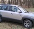 Сірий Хендай Туксон, об'ємом двигуна 2 л та пробігом 208 тис. км за 8100 $, фото 3 на Automoto.ua