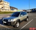 Сірий Хендай Туксон, об'ємом двигуна 2 л та пробігом 130 тис. км за 7600 $, фото 4 на Automoto.ua